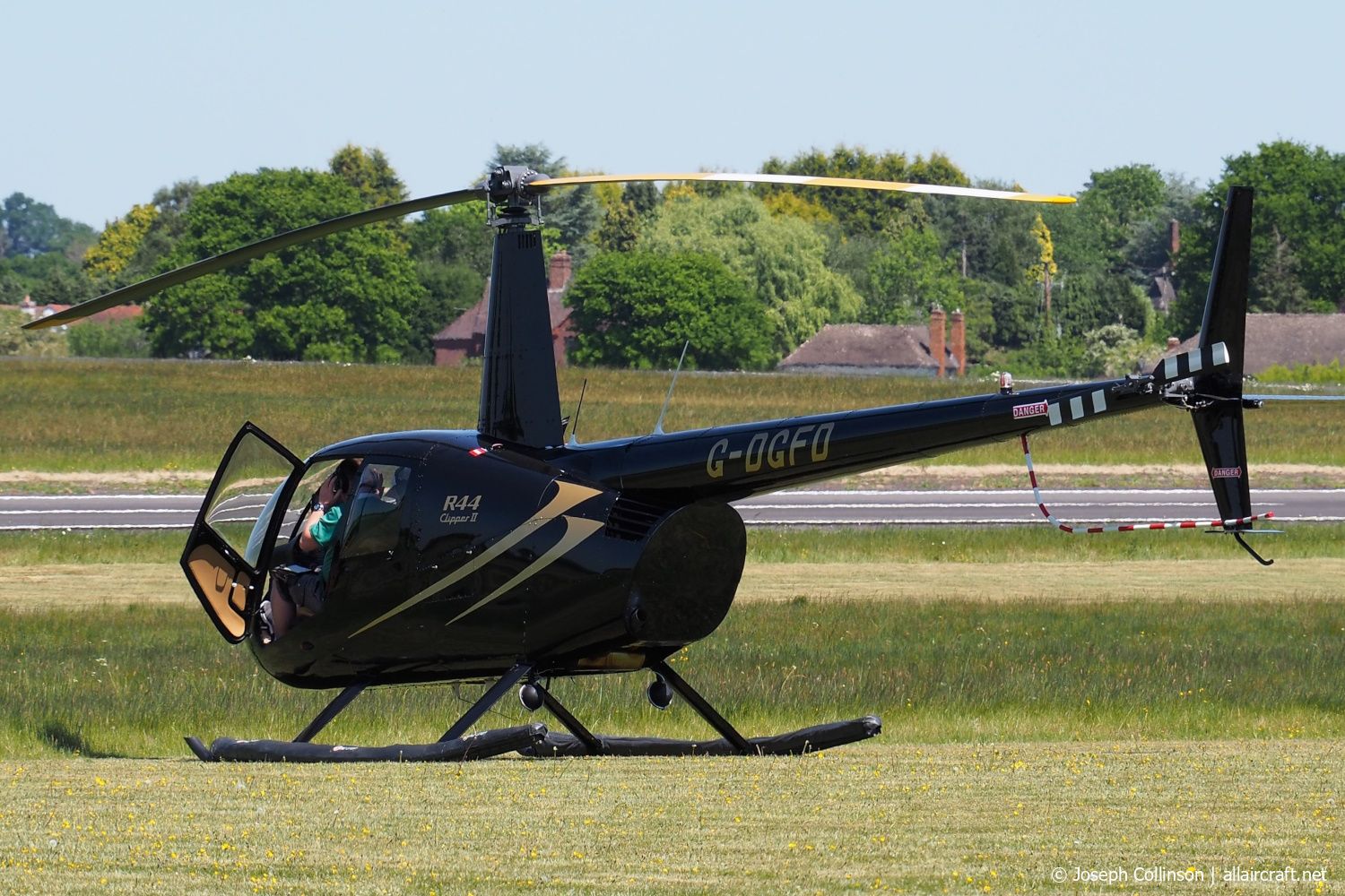 G-DGFD · Robinson R44 Clipper II · (EGBO)