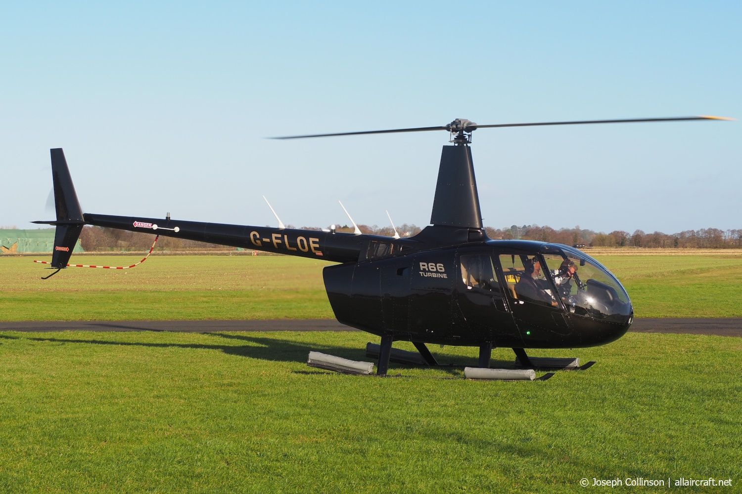 G-FLOE · Robinson R66 Turbine · (EGCV)