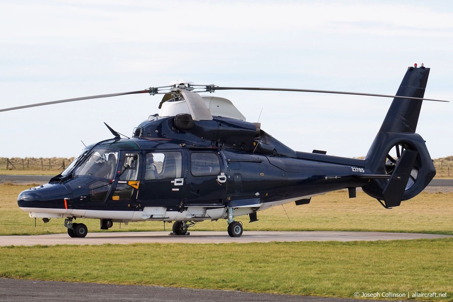 ZJ785 · Eurocopter AS365N3 Dauphin · (EGCK)