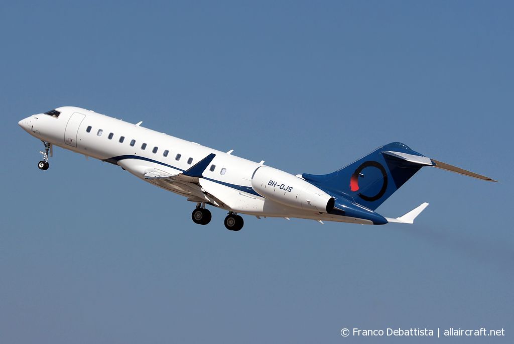 9H-OJS · Bombardier BD-700-1A10 Global 6000 · (MLA / LMML)