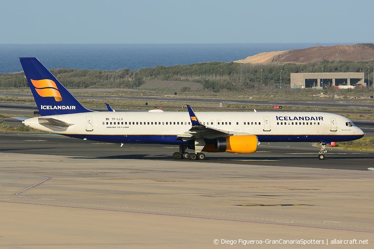 TF-LLX · Boeing 757-256(WL) · (LPA / GCLP)