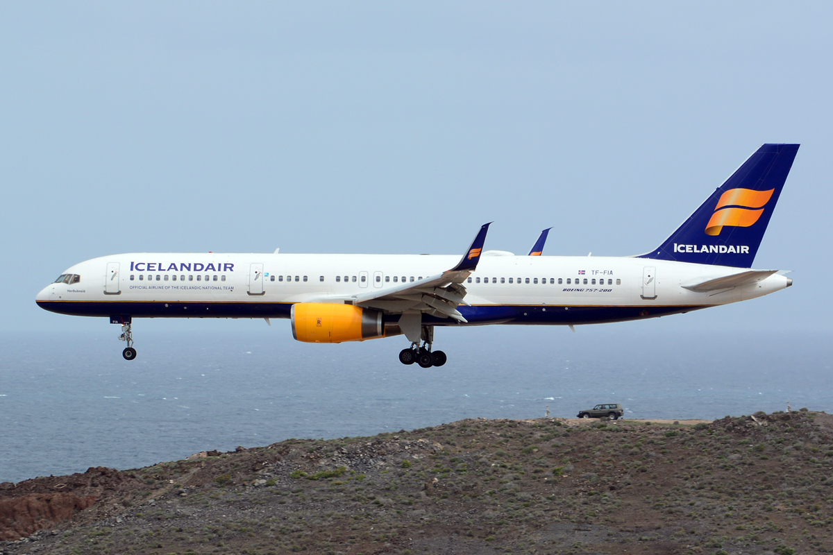 TF-FIA · Boeing 757-256(WL) · (LPA / GCLP)