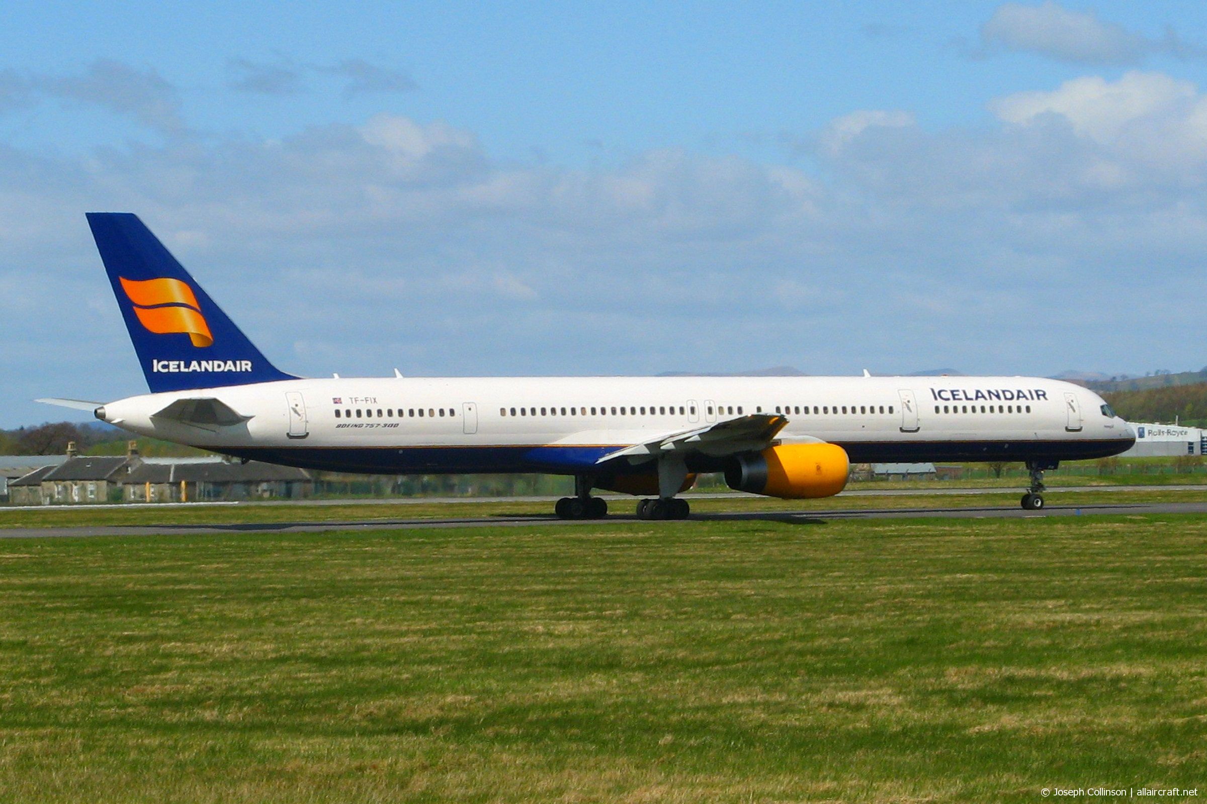 TF-FIX · Boeing 757-308 · (GLA / EGPF)