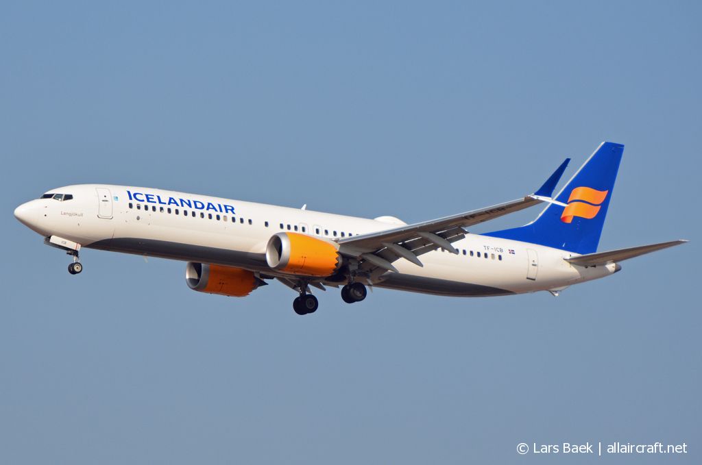 TF-ICB (44568) 2019 Boeing 737-9 MAX