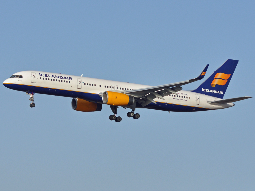 TF-ISK · Boeing 757-223(WL) · (CPH / EKCH)