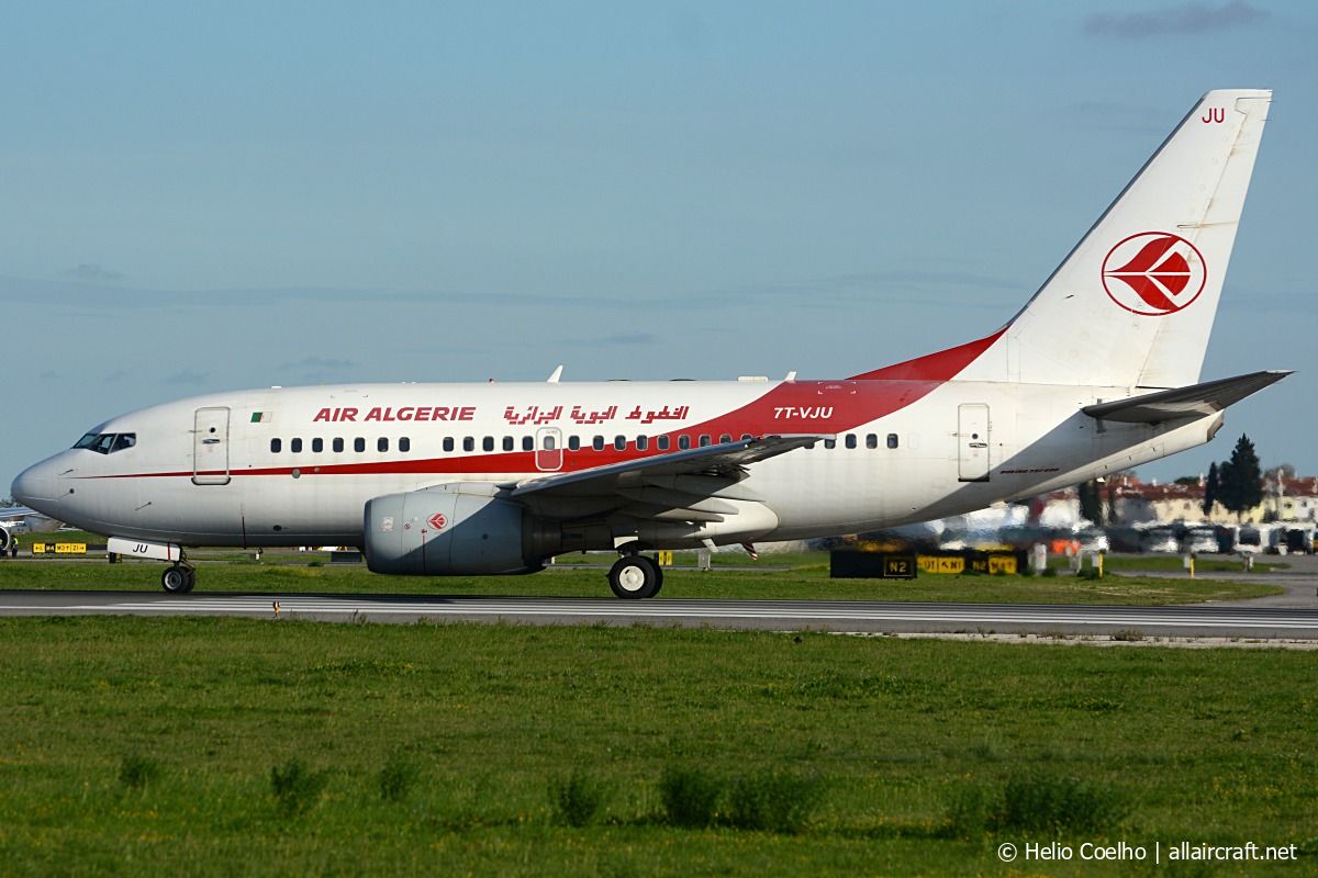 7T-VJU · Boeing 737-6D · (LIS / LPPT)