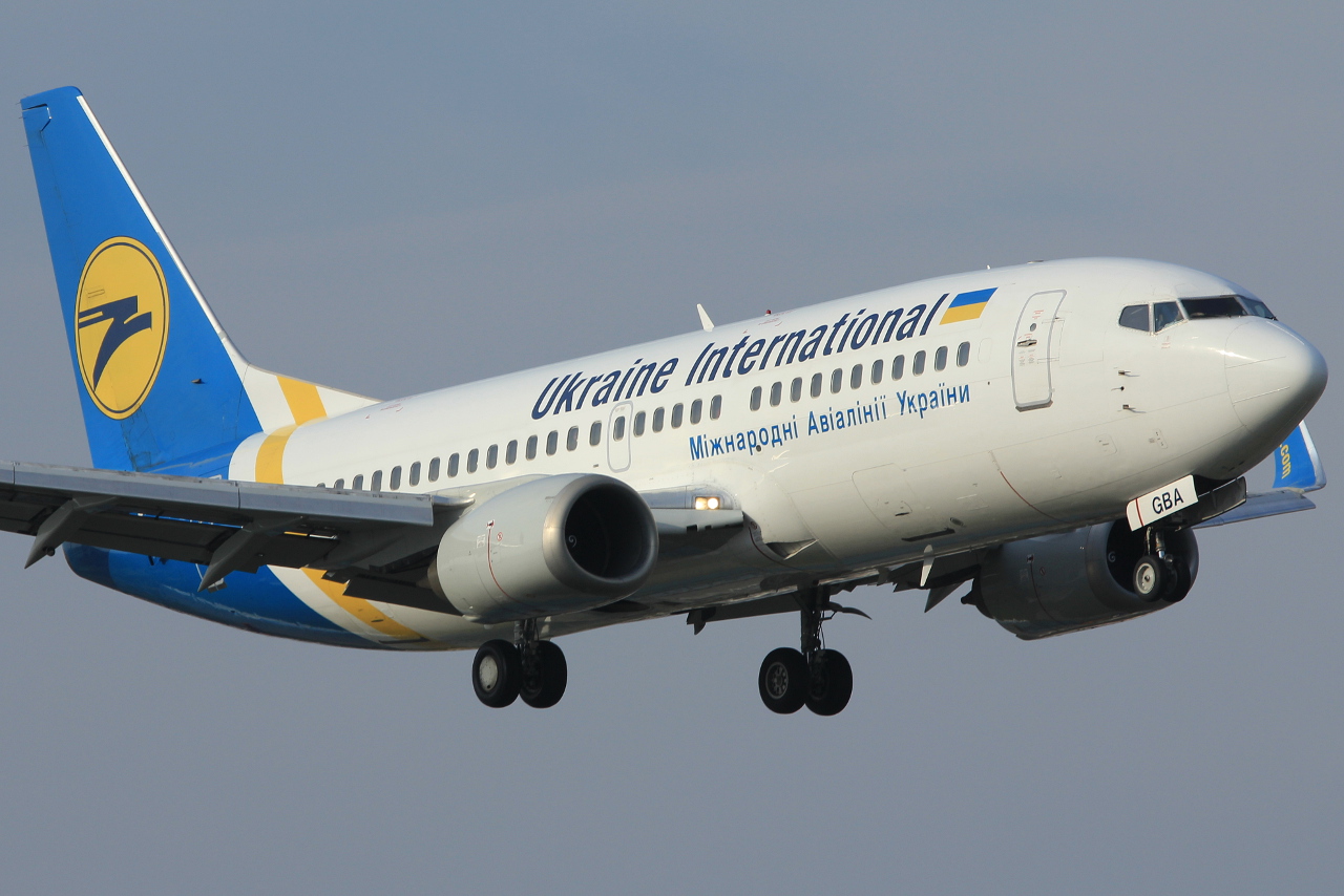UR-GBA · Boeing 737-36N · (WAW / EPWA)