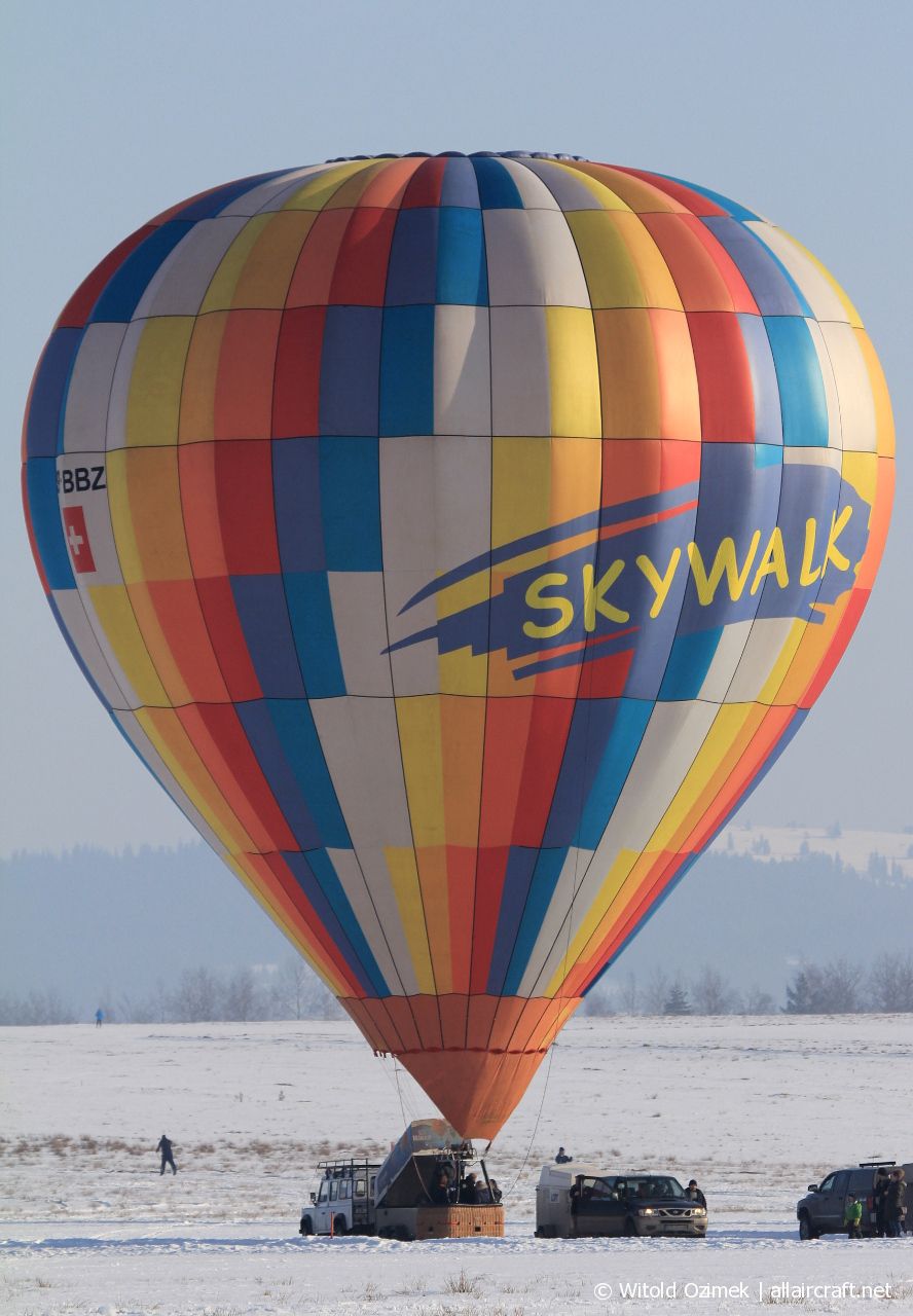 SP-BBZ · Kubicek BB37 · (EPNT)