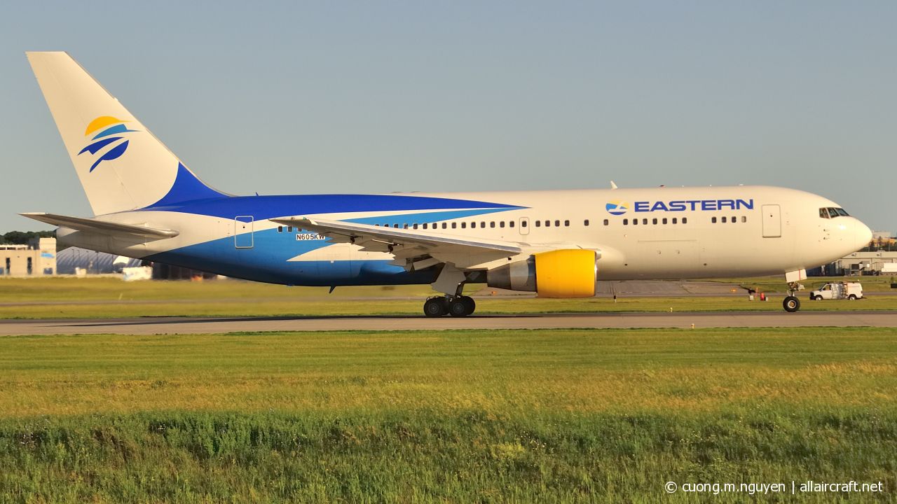 N605KW (23180) 1984 Boeing 767-266(ER)