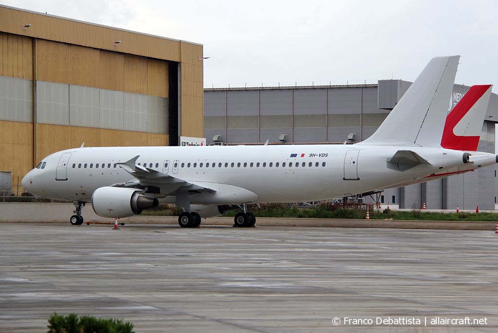9H-VDS (1757) 2002 Airbus A320-214