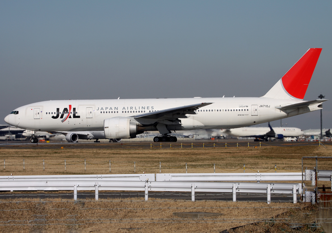 JA710J · Boeing 777-246/ER · (NRT / RJAA)