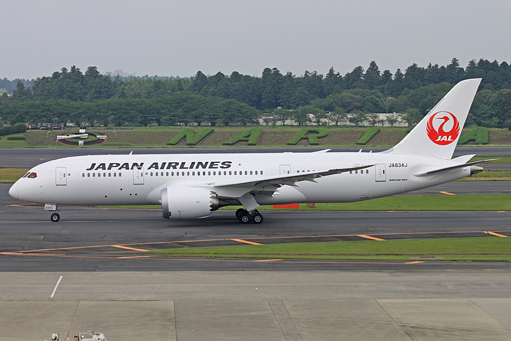 JA834J, (cn 34842/98), Boeing 787-8 Dreamliner