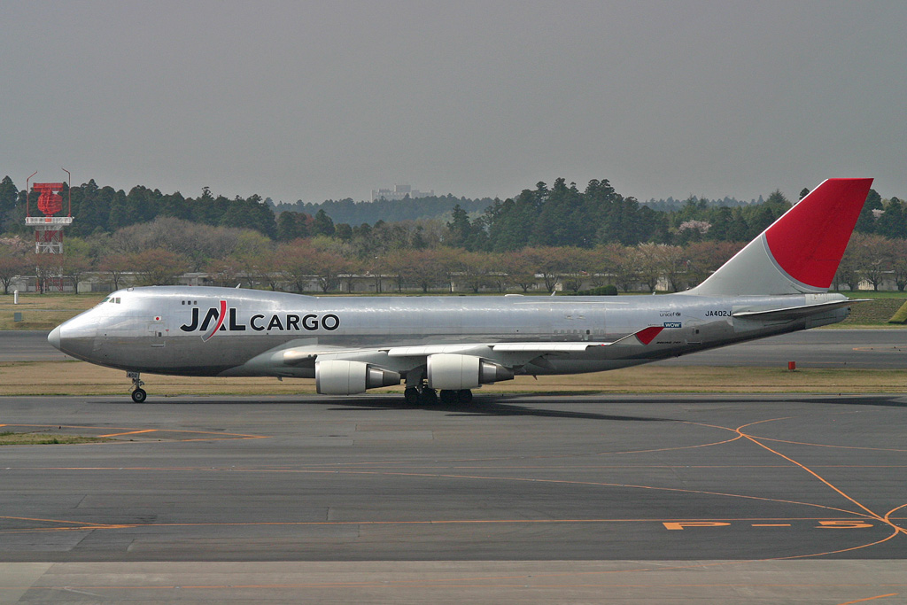JA402J · Boeing 747-446F · (NRT / RJAA)