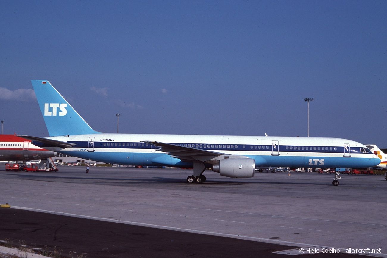 D-AMUS (23119) 1984 Boeing 757-2G5