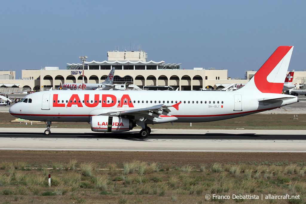 9H-IBJ · Airbus A320-232 · (MLA / LMML)