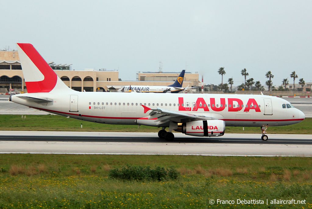 9H-LOT (2522) 2005 Airbus A320-232