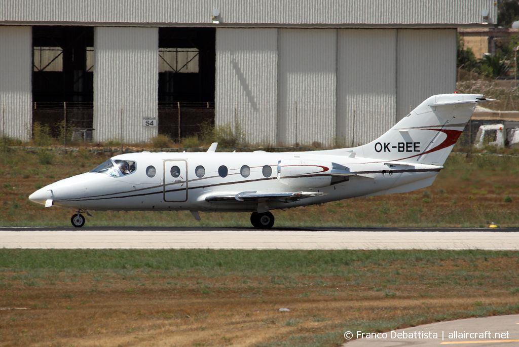 OK-BEE (RK-293) 2000 Raytheon 400A Beechjet
