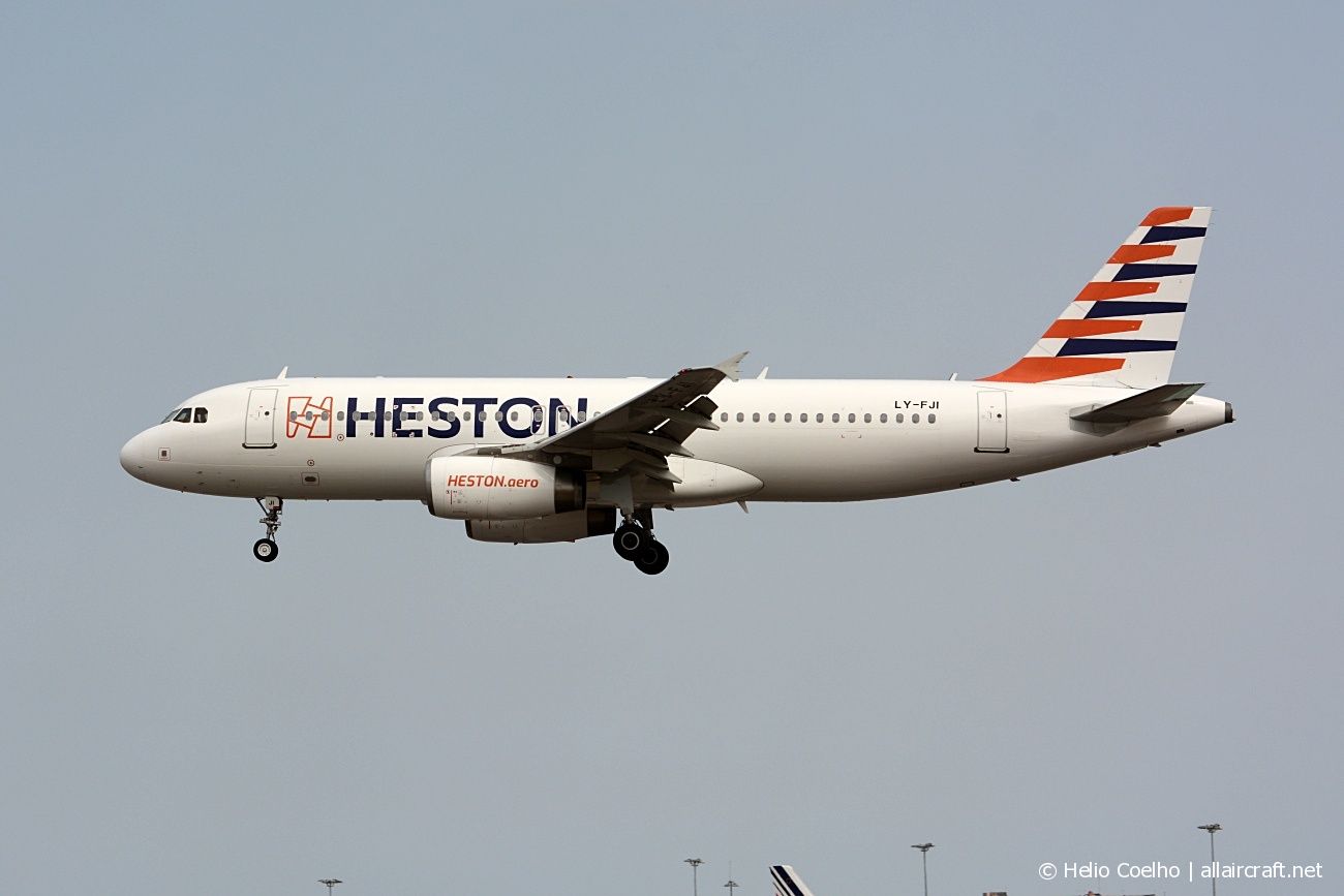 LY-FJI (2157) 2004 Airbus A320-232