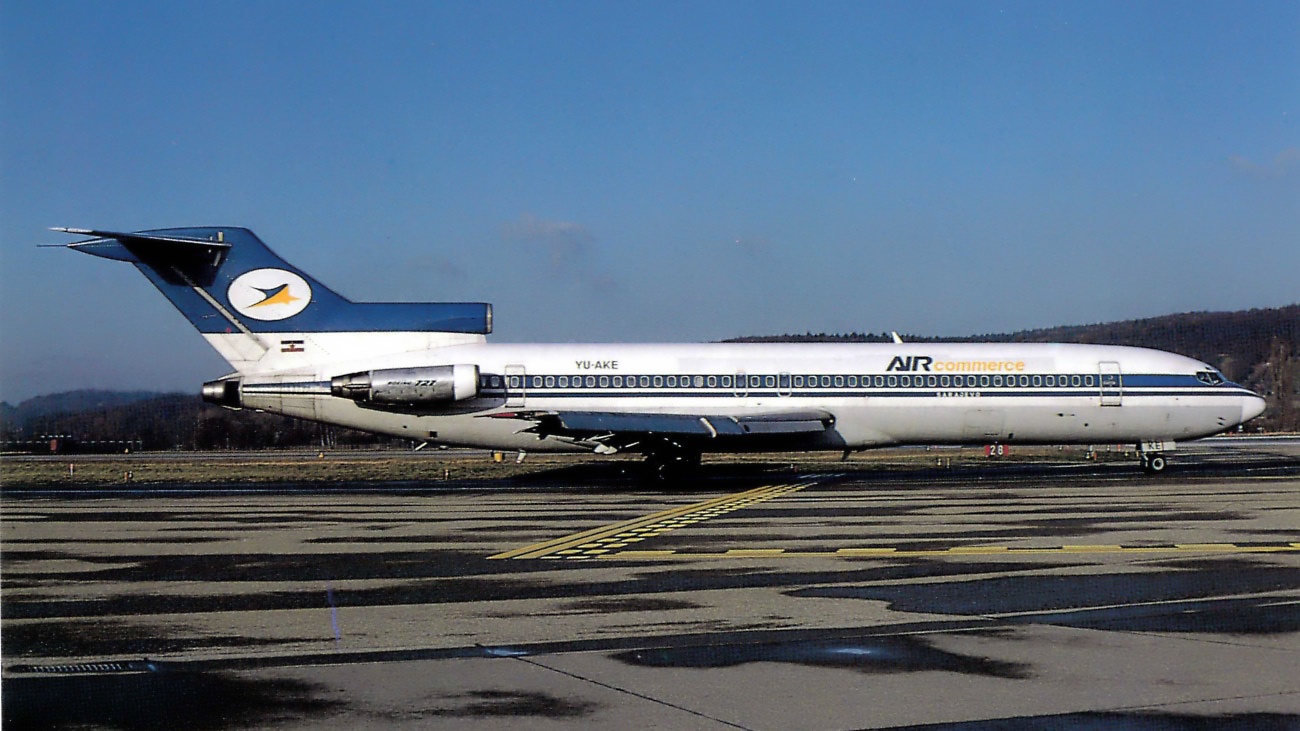 YU-AKE (21037) 1974 Boeing 727-2H9