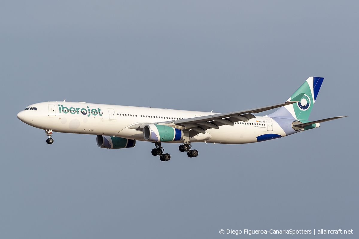 EC-MII (1691) 2015 Airbus A330-343