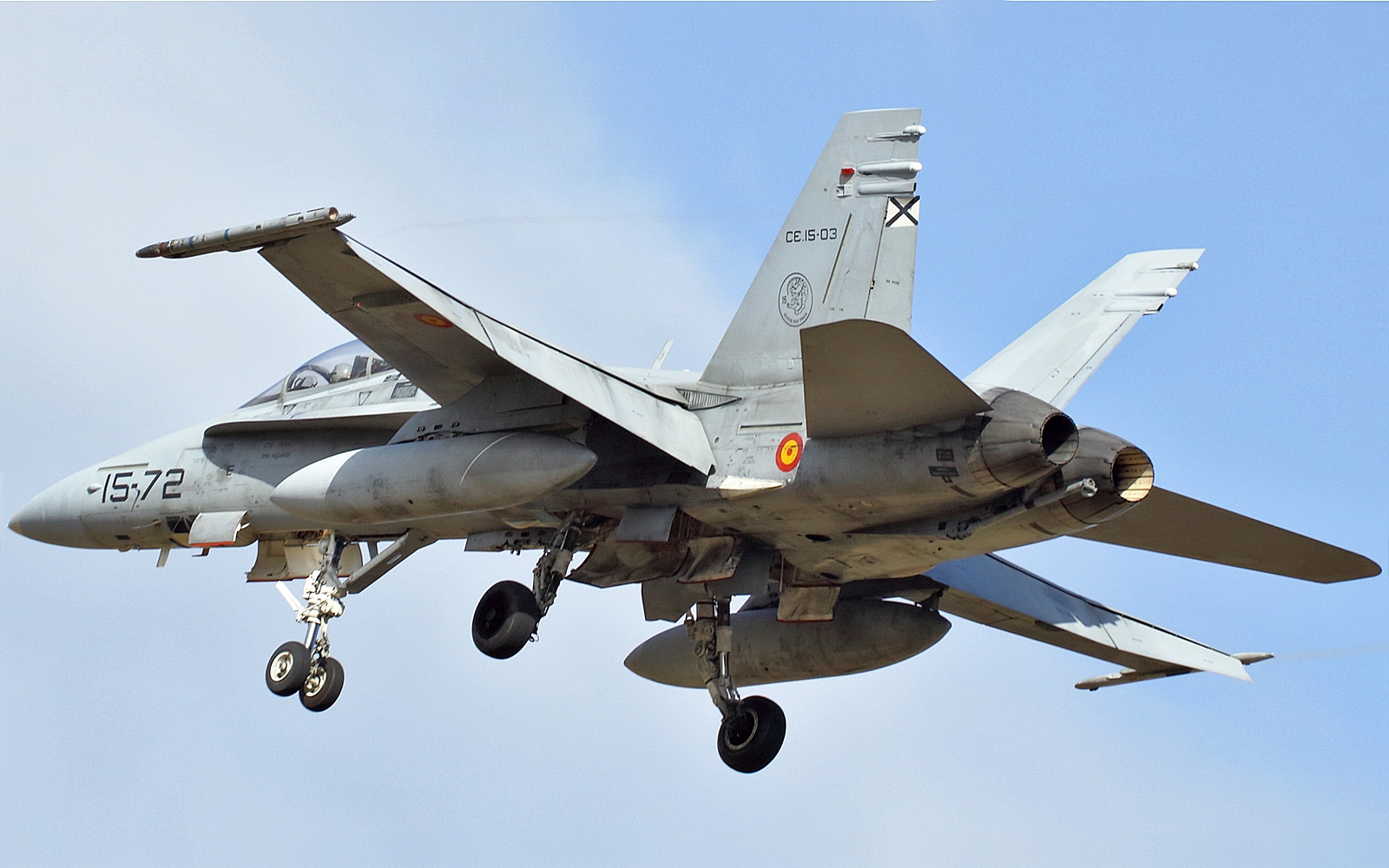 CE.15-03 · McDonnell Douglas EF-18BM Hornet · (LPA / GCLP)