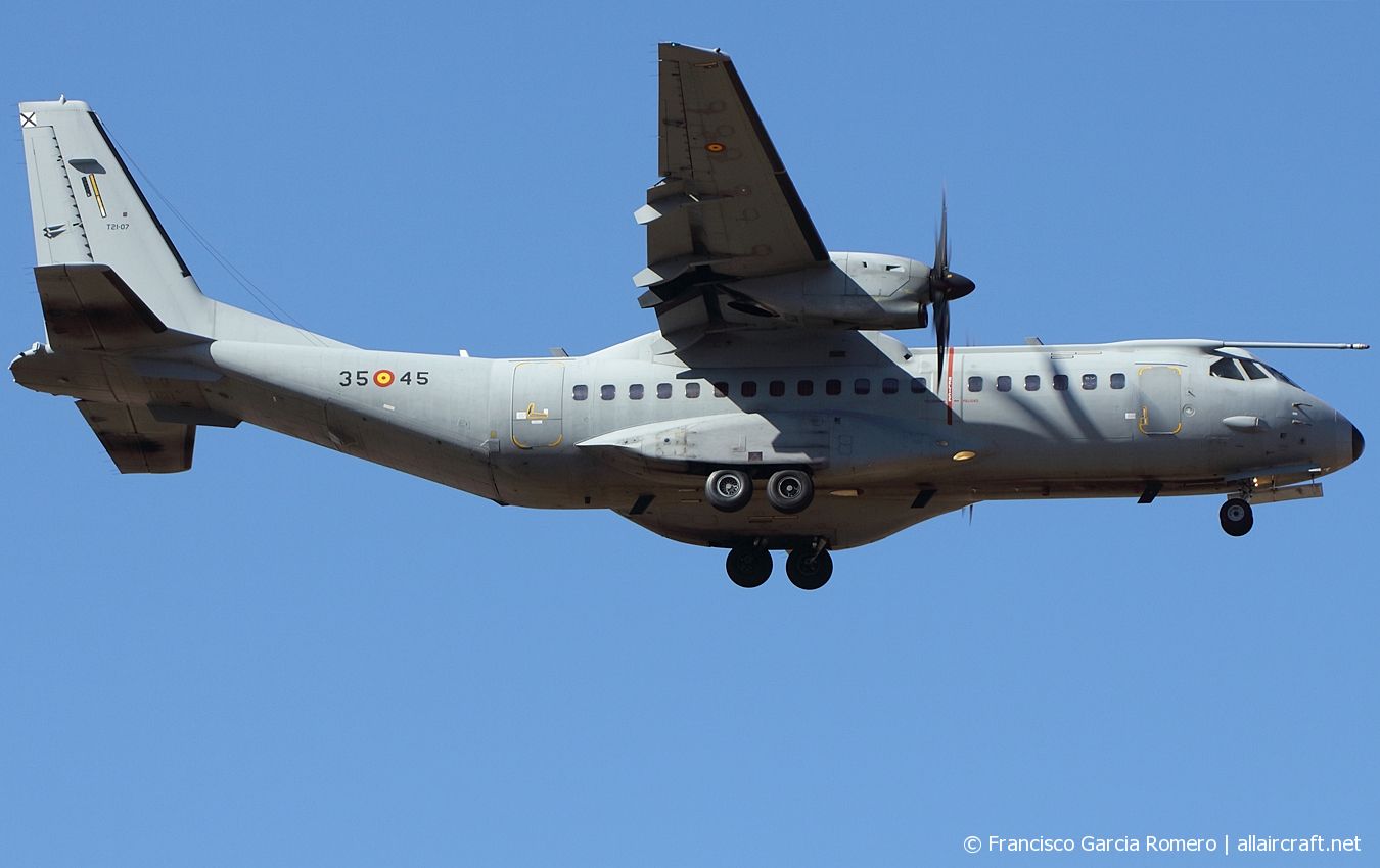 T.21-07 / 35-45 2003 CASA C-295M