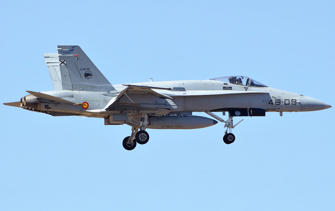 C.15-81 / 46-09 McDonnell Douglas EF-18A Hornet