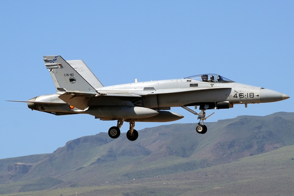 C.15-90 / 46-18 · McDonnell Douglas F/A-18A Hornet · (LPA / GCLP)
