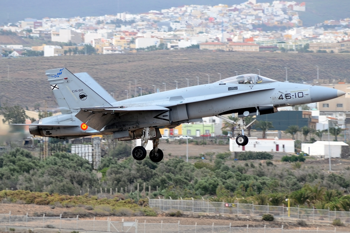 C.15-82 / 46-10 · McDonnell Douglas F/A-18A+ Hornet · (LPA / GCLP)