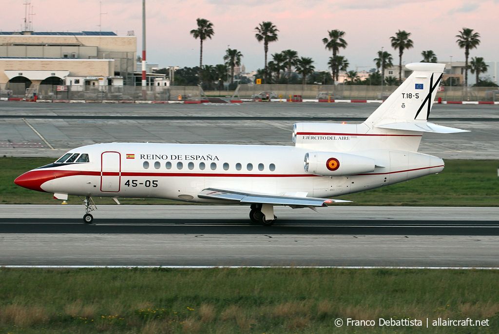 T.18-5 / 45-44 1989 Dassault Falcon 900B