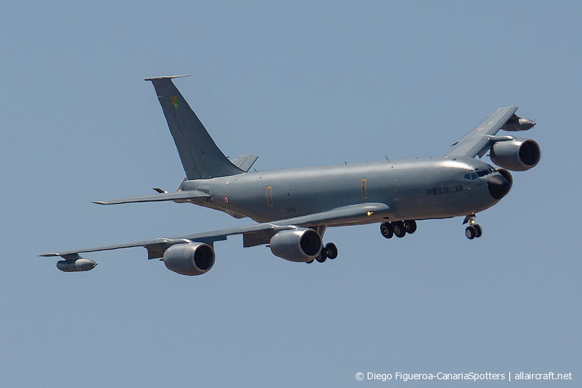 738 · Boeing C-135FR Stratotanker · (LPA / GCLP)