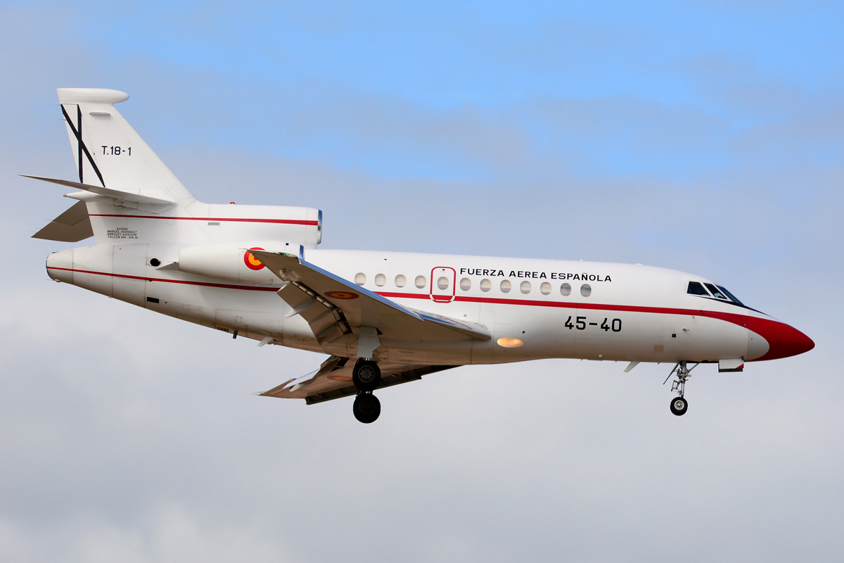T.18-1 · Dassault Falcon 900B · (LPA / GCLP)