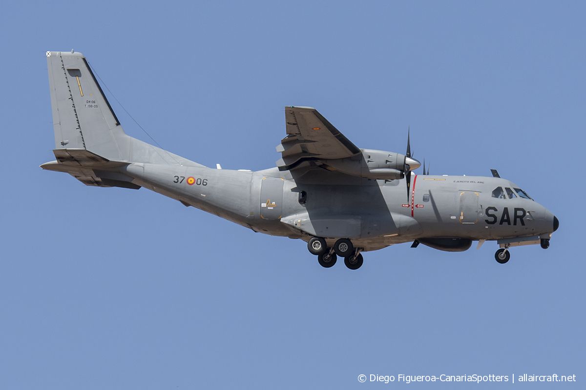 T.19B-05 (C036) 1990 CASA CN-235-100M