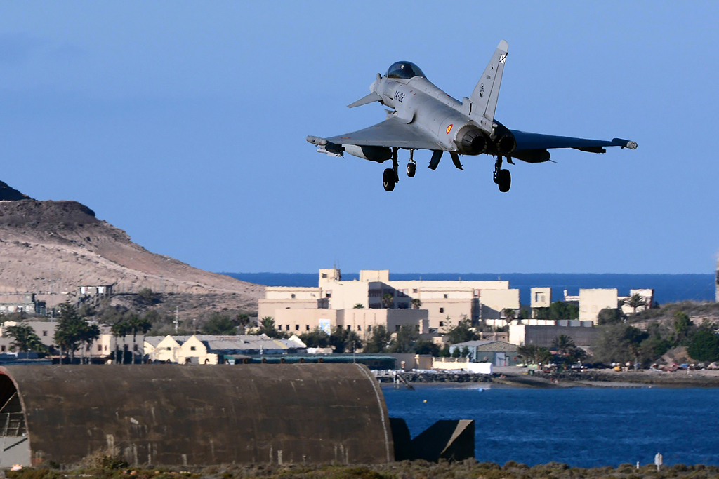 C.16-42 · Eurofighter EF-2000 Typhoon S · (LPA / GCLP)