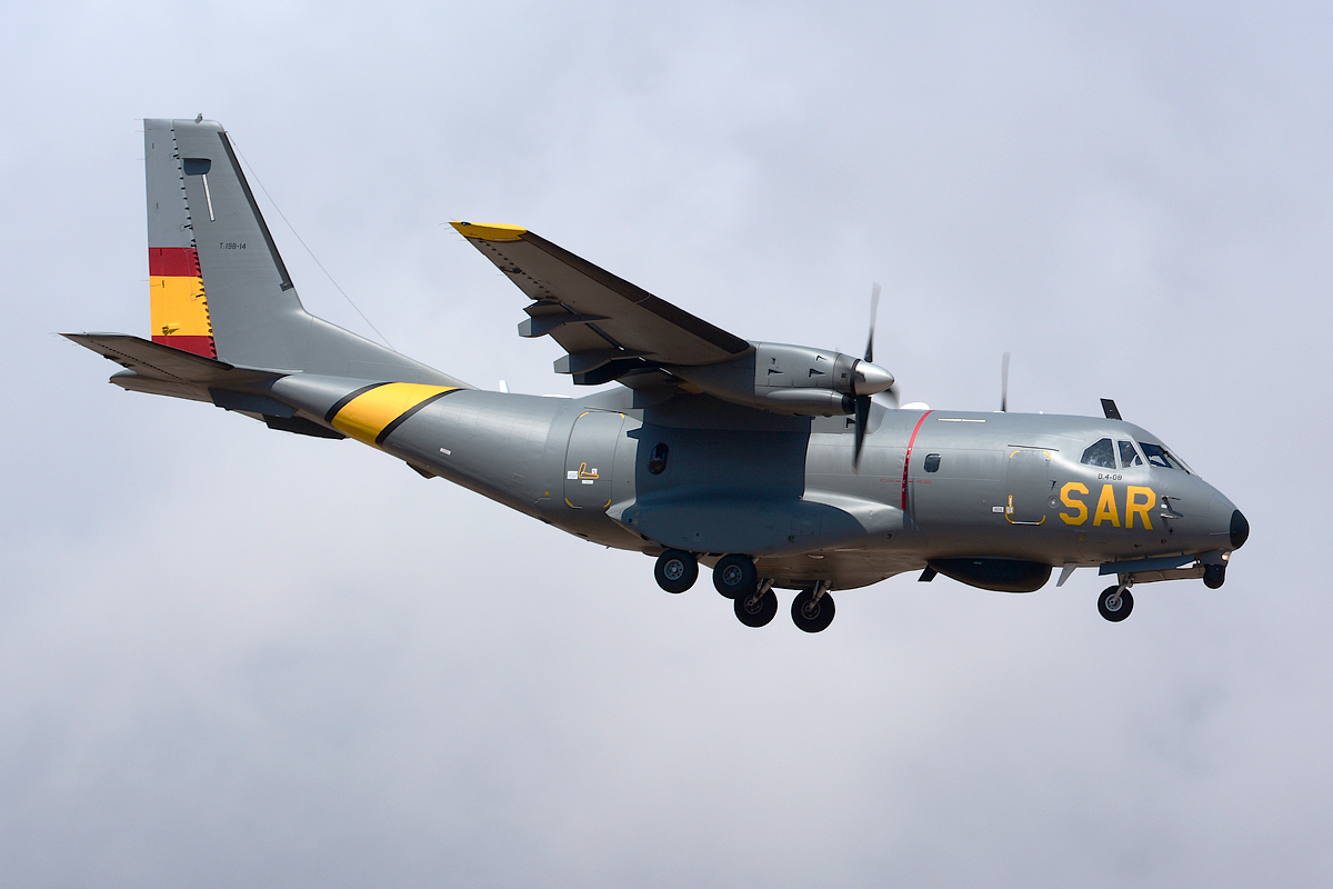 T.19B-14 · CASA CN-235-100M · (LPA / GCLP)