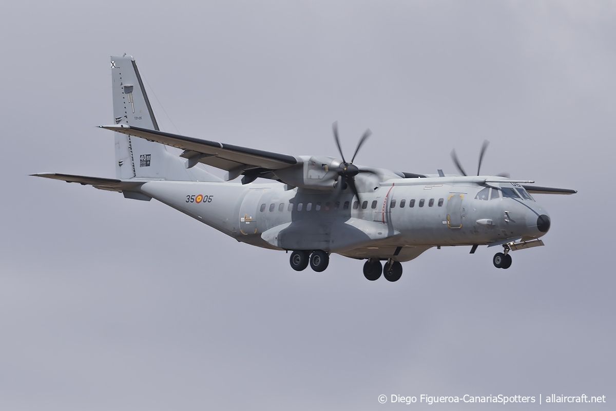 T.21-05 · CASA C-295M · (LPA / GCLP)