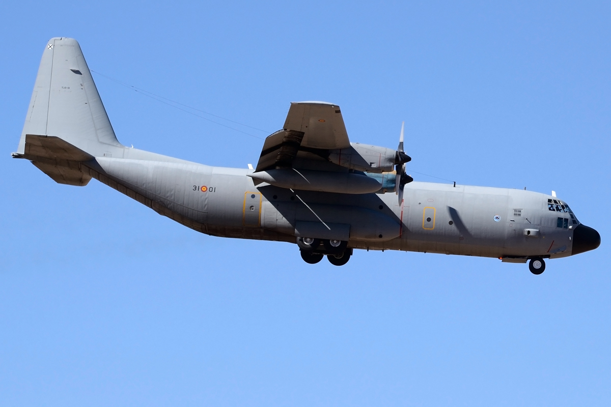 TL.10-01 / 31-01 Lockheed C-130H-30 Hercules