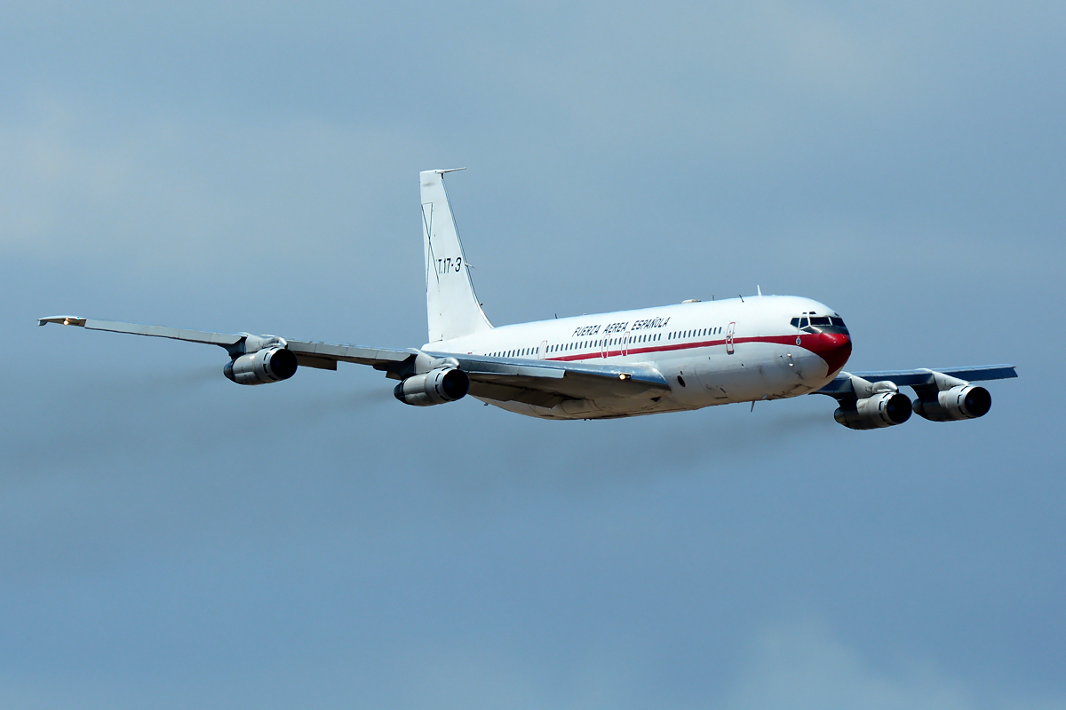 T.17-3 · Boeing 707-368C(KC) · (LPA / GCLP)