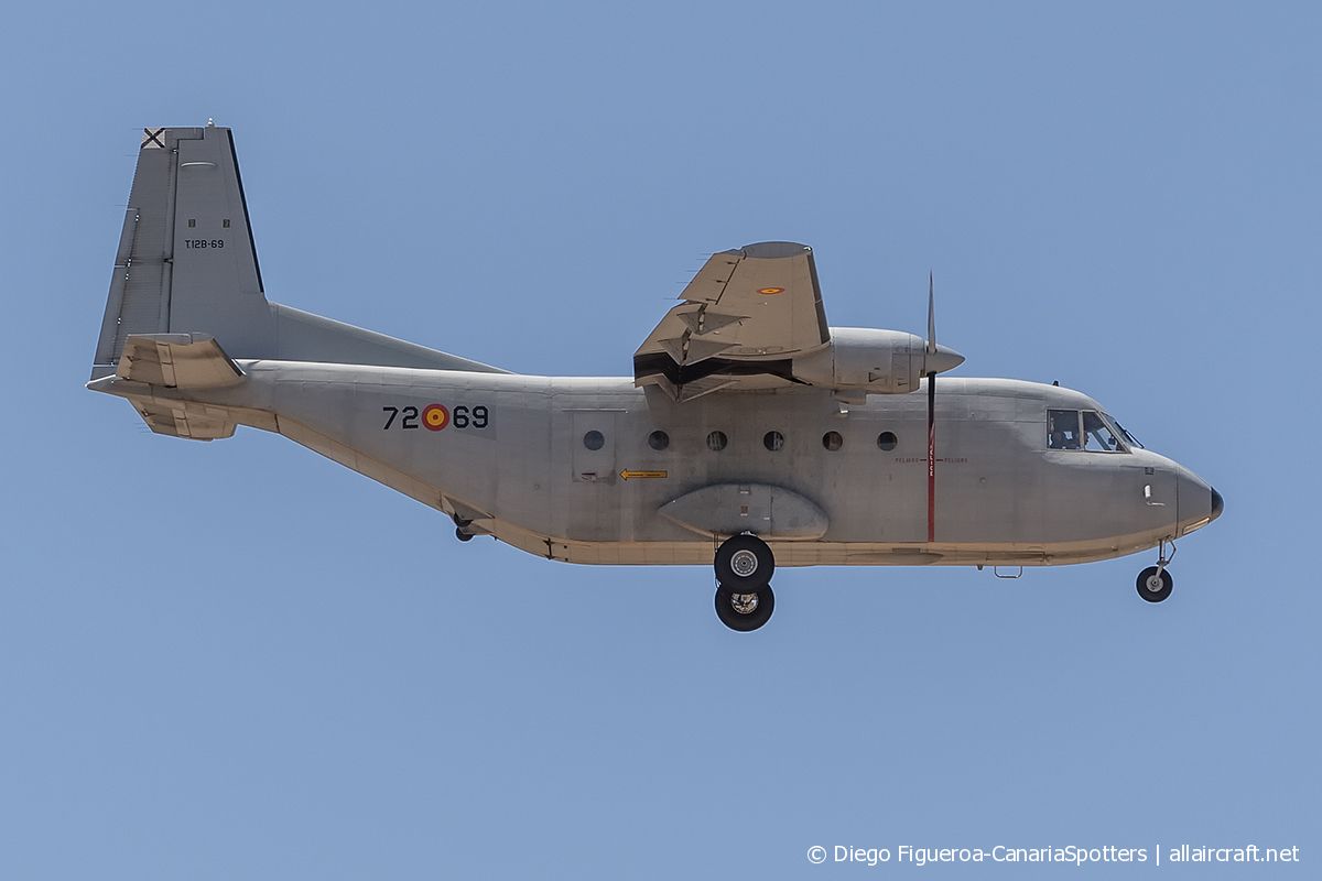 T.12B-69 / 72-69 1978 CASA C-212-100 Aviocar