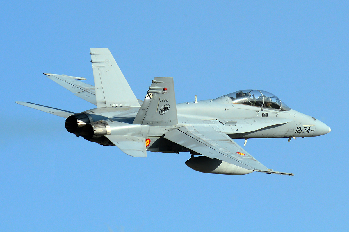 CE.15-11 · McDonnell Douglas EF-18B Hornet · (TOJ / LETO)