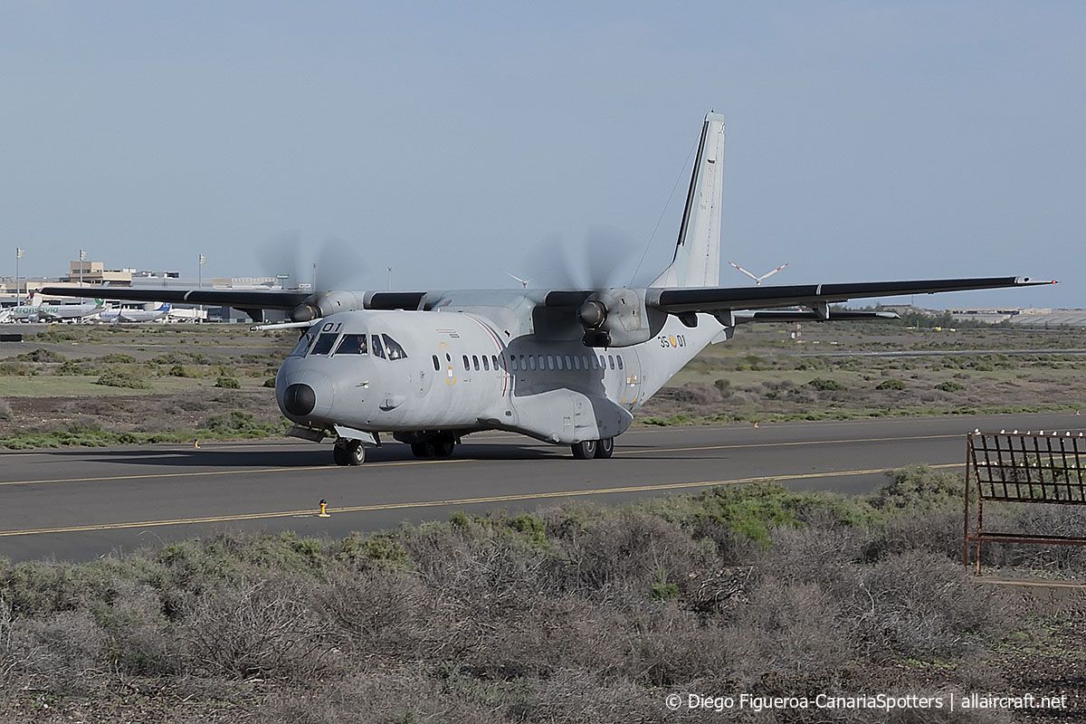 T.21-01 (EA03-02-002) CASA C-295M