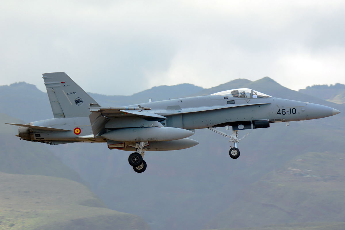 C.15-82 / 46-10 · McDonnell Douglas F/A-18A+ Hornet · (LPA / GCLP)