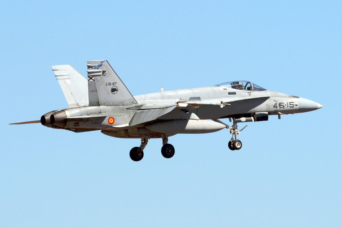 C.15-87 / 46-15 McDonnell Douglas EF-18A Hornet