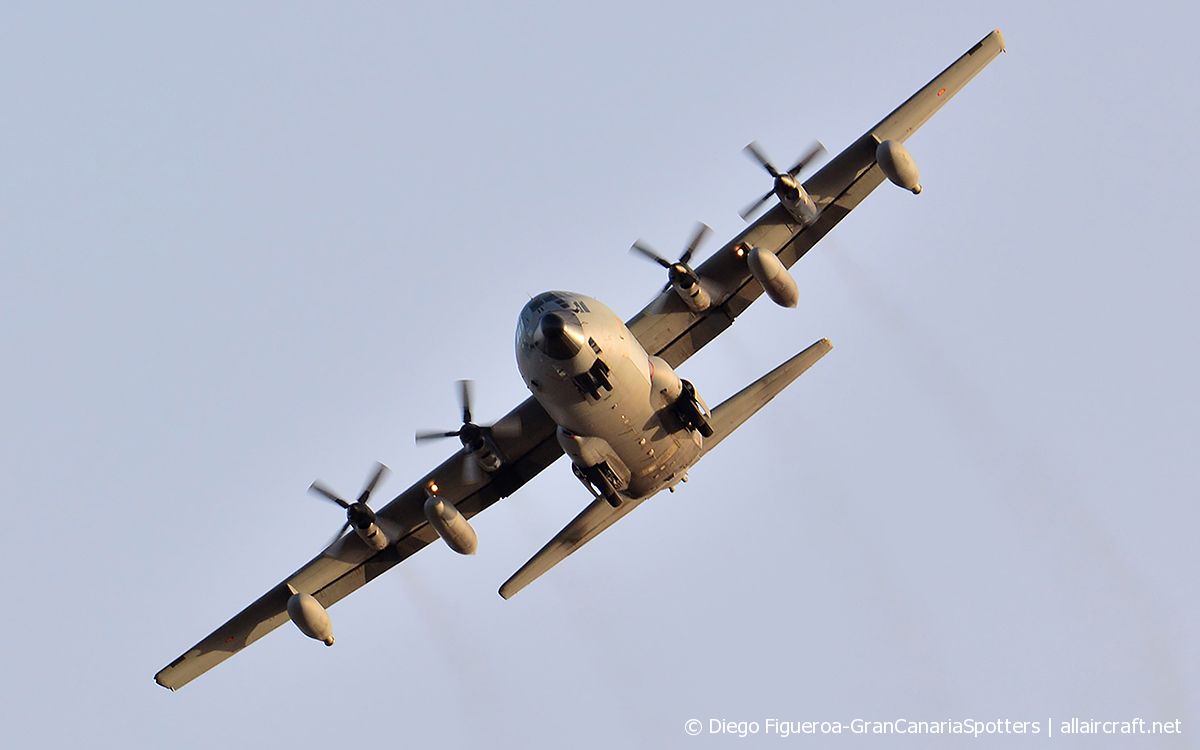 TK.10-11 (382-4871) Lockheed KC-130H Hercules