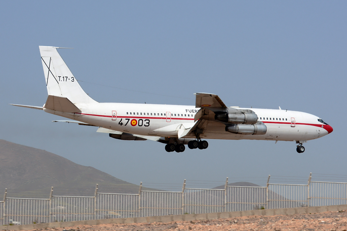 T.17-3 · Boeing 707-368C(KC) · (LPA / GCLP)