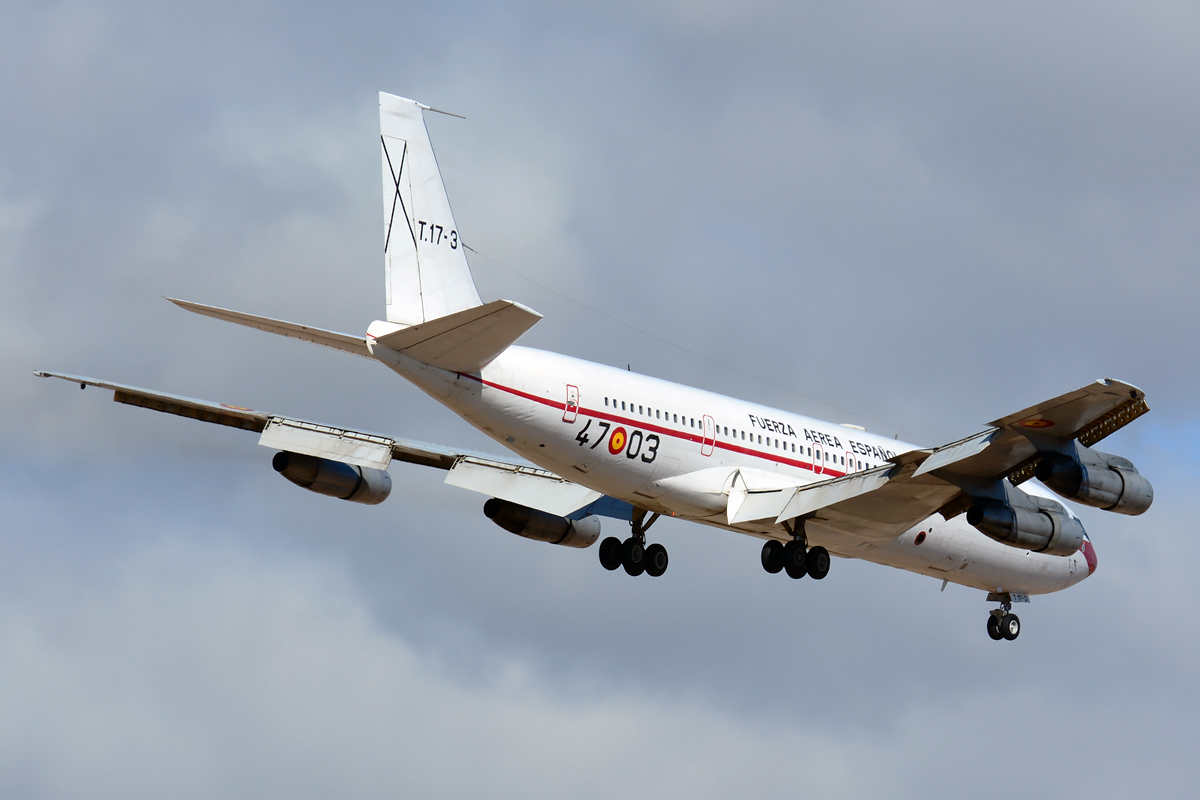 T.17-3 · Boeing 707-368C(KC) · (LPA / GCLP)