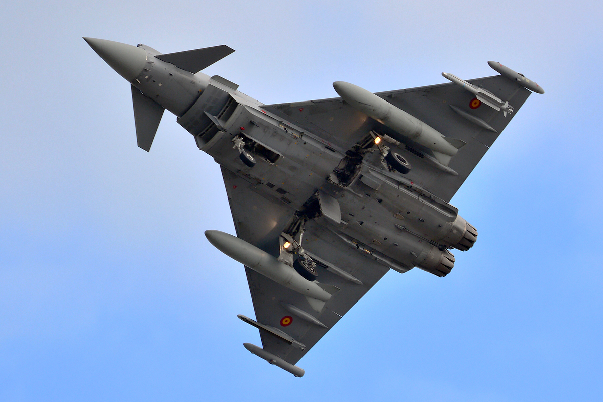 C.16-32 · Eurofighter EF-2000 Typhoon · (LPA / GCLP)