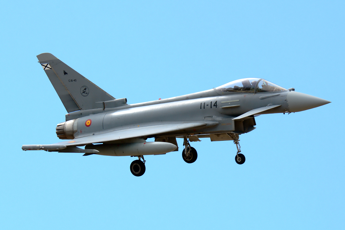 C.16-40 · Eurofighter EF-2000 Typhoon S · (LPA / GCLP)