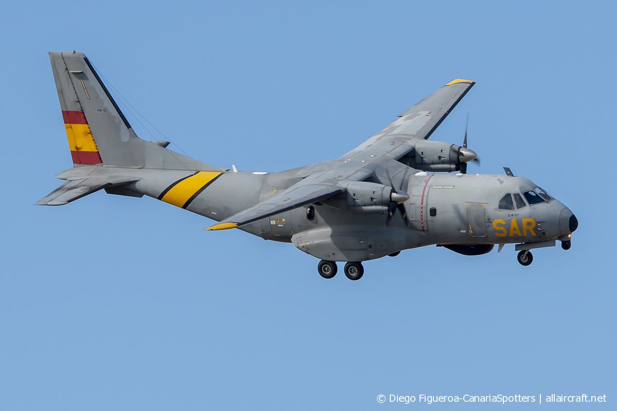 T.19B-15 · CASA CN-235M-100 · (LPA / GCLP)