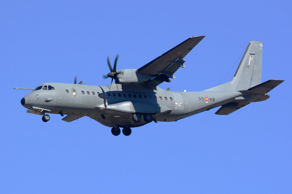 T.21-10 / 35-48  2006 CASA C-295M
